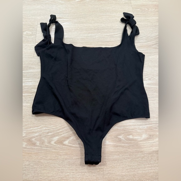 Free People Intimately Square Neck Tie Shoulder Bodysuit - Picture 3 of 5